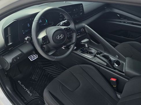 New 2026 Hyundai Elantra Sport image 9
