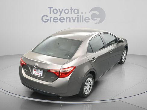 Used 2019 Toyota Corolla LE image 15