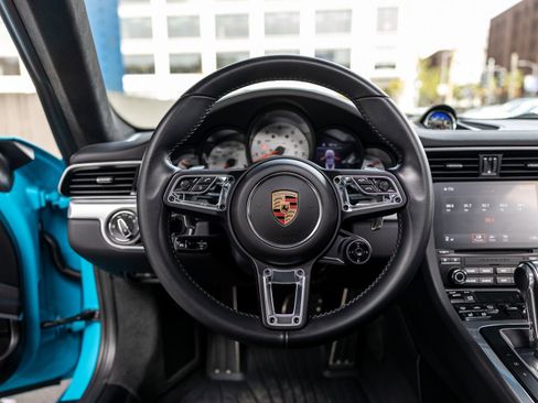 Certified 2017 Porsche 911 Carrera 4S w/ Sport Package AWD/4WD image 6