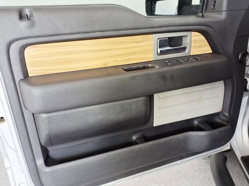 Used 2011 Ford F150 Lariat AWD/4WD image 12