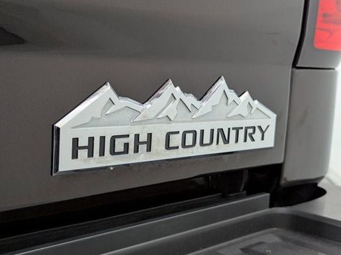 Used 2018 Chevrolet Silverado 3500 High Country image 58