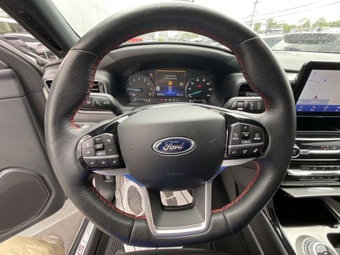 Used 2022 Ford Explorer ST-Line w/ Class IV Trailer Tow Package image 19