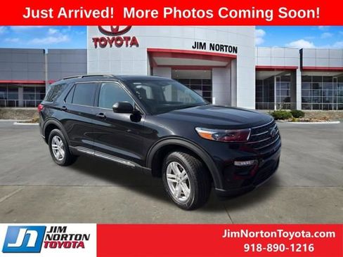 Used 2023 Ford Explorer XLT w/ Equipment Group 202A image 1