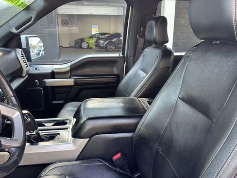 Used 2015 Ford F150 Lariat image 13