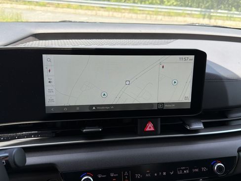 New 2026 Kia Carnival EX FWD image 22