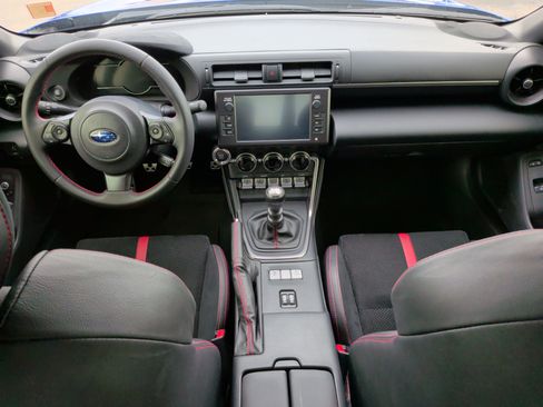 Used 2024 Subaru BRZ Limited image 30