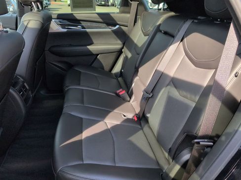 Certified 2022 Cadillac XT5 Premium Luxury image 23