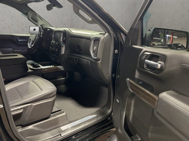 Used 2022 Chevrolet Silverado 1500 RST w/ Redline Edition AWD/4WD image 19