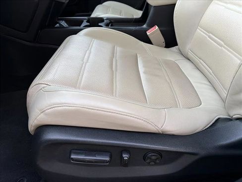 Used 2019 Honda CR-V EX-L image 12