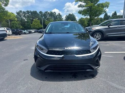 Certified 2023 Kia Forte LXS FWD image 8