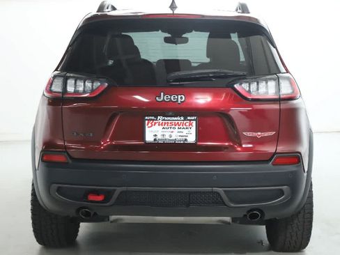 Used 2019 Jeep Cherokee Trailhawk w/ Cold Weather Group AWD/4WD image 42