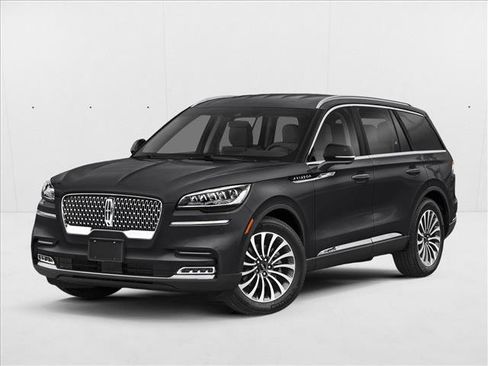 Used 2023 Lincoln Aviator 2WD w/ Class IV Trailer Tow Package image 1