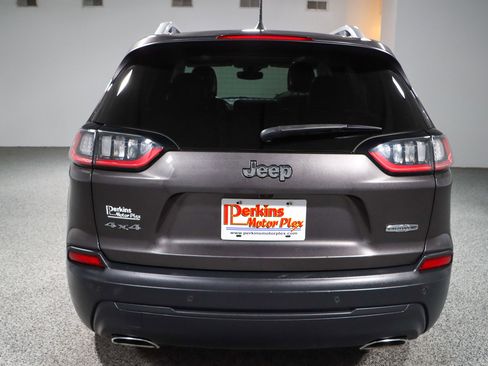 Used 2021 Jeep Cherokee Latitude Lux w/ Sun & Sound Group AWD/4WD image 8