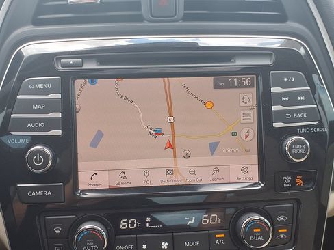 Used 2021 Nissan Maxima Platinum w/ Sport Mat Group FWD image 31