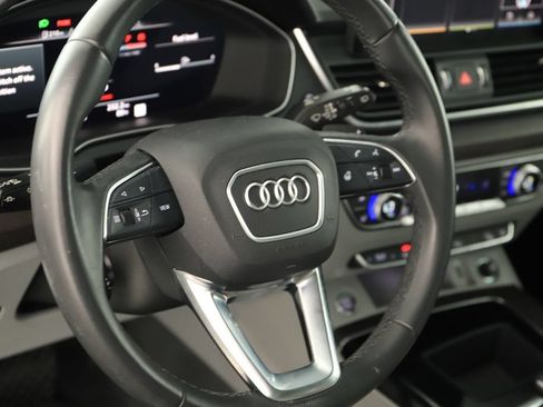 Certified 2022 Audi Q5 2.0T Prestige w/ Prestige Package AWD/4WD image 16