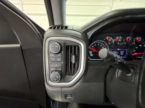 Certified 2020 Chevrolet Silverado 1500 LT w/ All-Star Edition AWD/4WD image 17