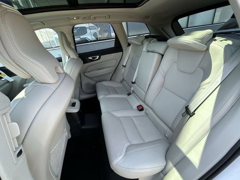 New 2026 Volvo XC60 T8 Ultra w/ Climate Package AWD/4WD image 23