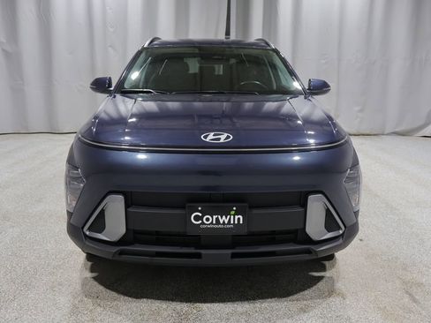 Used 2025 Hyundai Kona SEL image 8