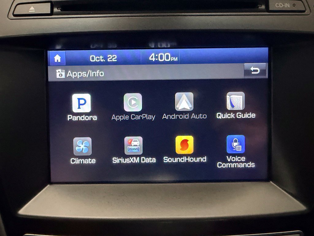Used 2017 Hyundai Santa Fe SE AWD/4WD image 19