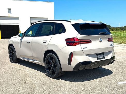 New 2026 BMW X3 xDrive30i w/ Premium Package AWD/4WD image 6