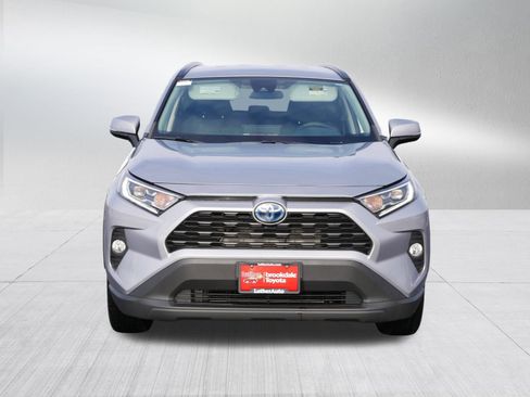 Used 2021 Toyota RAV4 XLE image 9