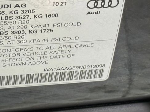 Certified 2022 Audi e-tron Premium w/ Convenience Plus Package image 24