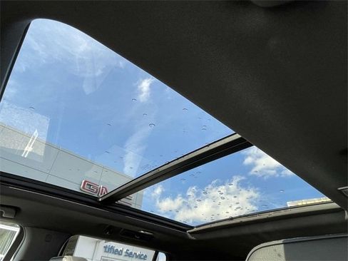 New 2026 GMC Yukon Denali w/ Sun & Power Step Package image 14