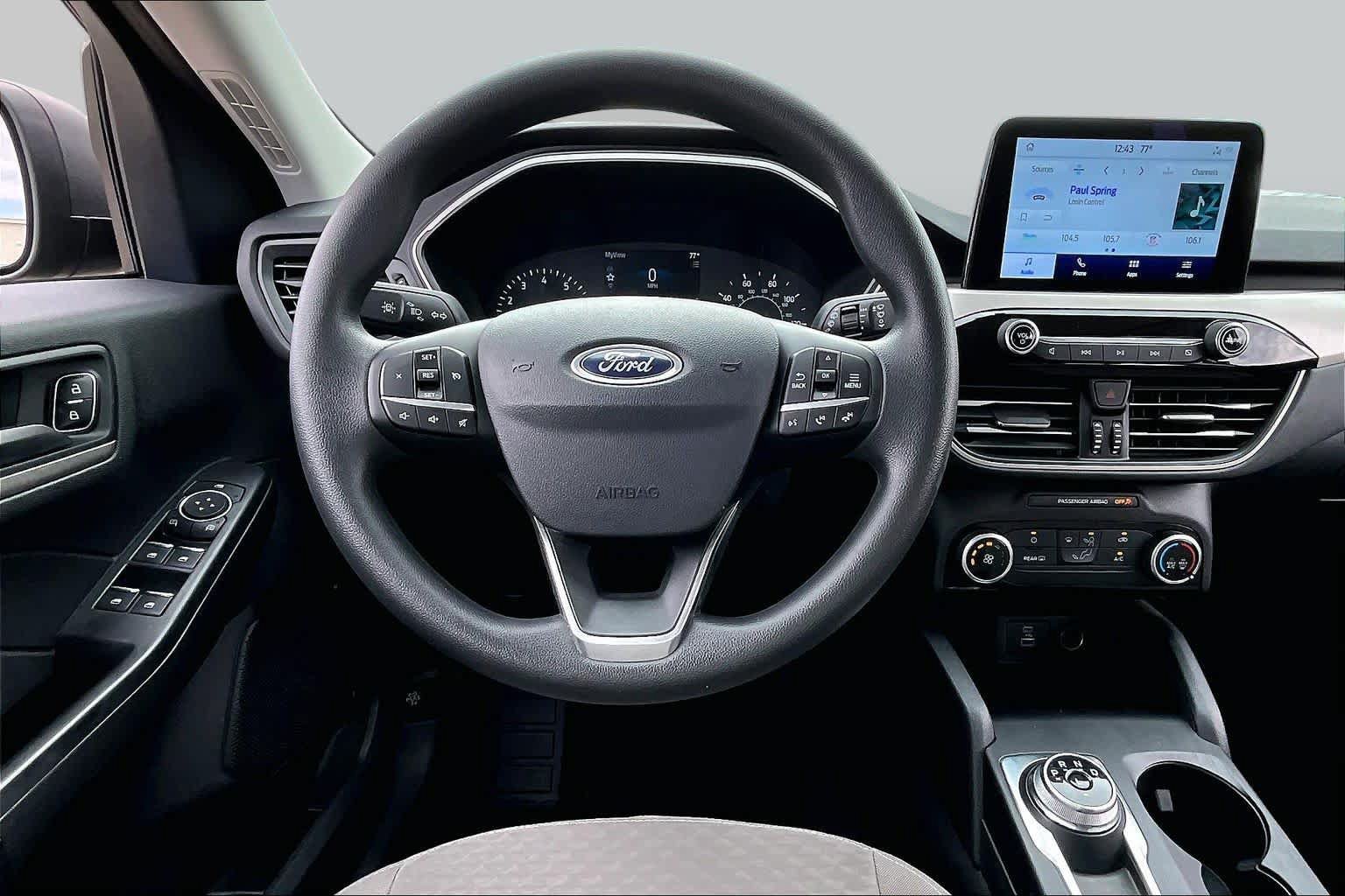 Used 2022 Ford Escape SE FWD image 6