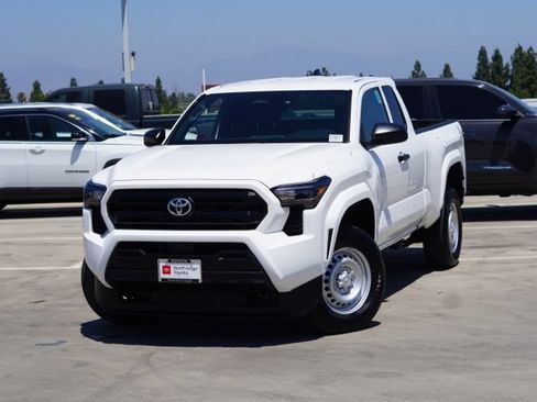 Certified 2025 Toyota Tacoma SR RWD image 4