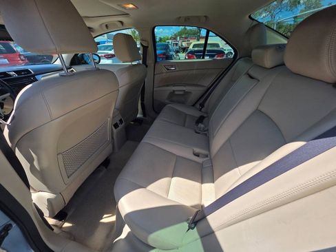 Used 2011 Suzuki Kizashi Sport SLS FWD image 11