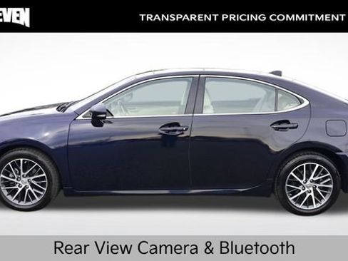 Used 2018 Lexus ES 350 w/ Luxury Package w/Wood Trim image 2