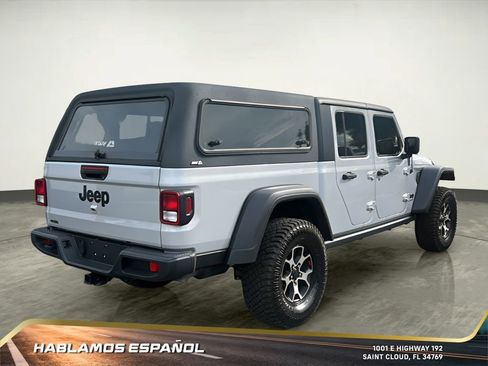 Used 2022 Jeep Gladiator Sport image 6