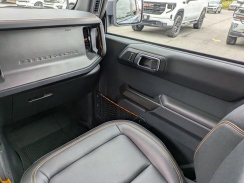 Used 2024 Ford Bronco Badlands AWD/4WD image 15
