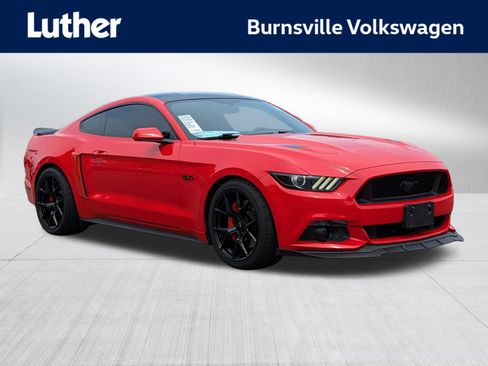 Used 2015 Ford Mustang GT RWD image 1