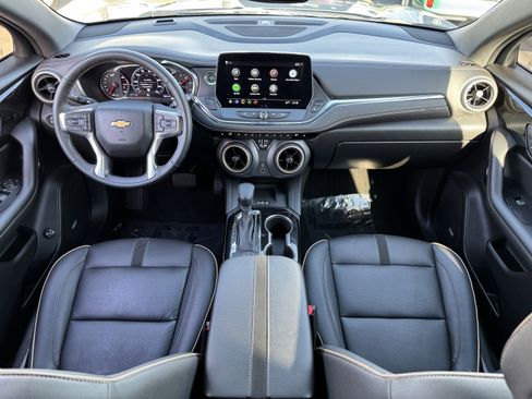 Used 2023 Chevrolet Blazer Premier image 31