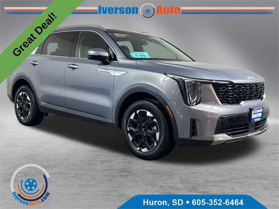 Used 2024 Kia Sorento S w/ Panoramic Sunroof Package