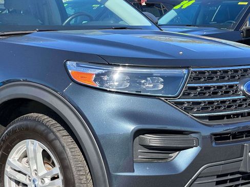 Used 2023 Ford Explorer XLT AWD/4WD image 7