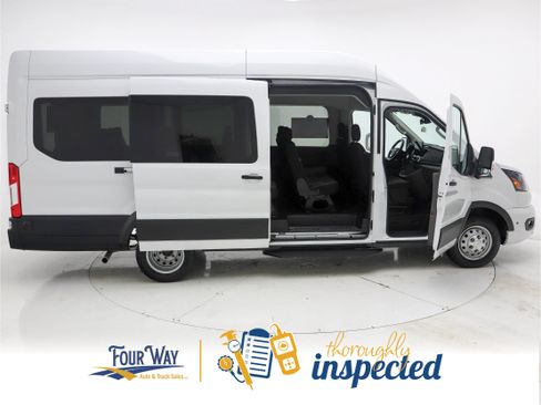 Used 2024 Ford Transit 350 XLT image 3