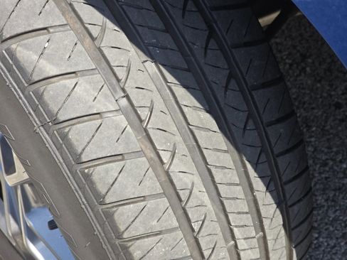 Used 2023 Ford Maverick XLT w/ Equipment Group 300A Standard image 4