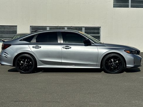 Used 2026 Honda Civic Sport image 3