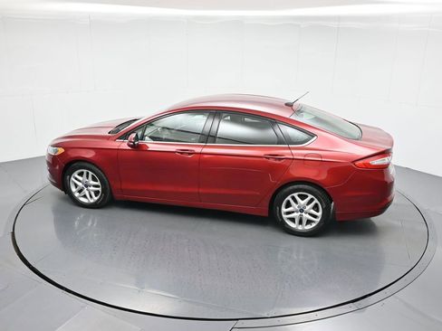 Used 2016 Ford Fusion SE FWD image 41