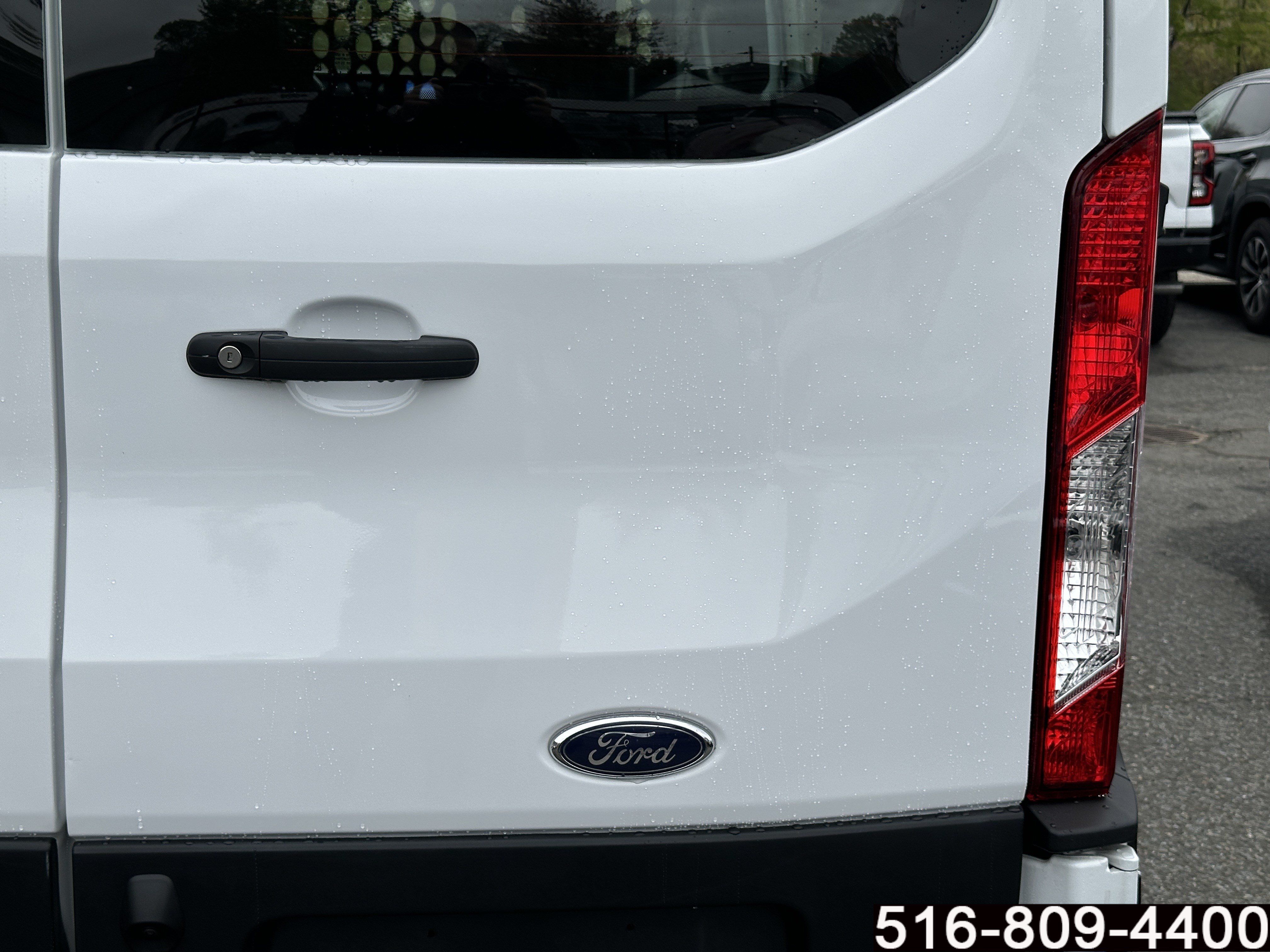 Used 2025 Ford Transit 250 Low Roof w/ Exterior Upgrade Package RWD image 34