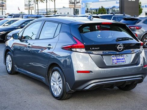 Used 2023 Nissan Leaf S image 8
