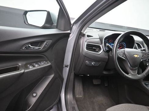 Used 2024 Chevrolet Equinox LT image 12