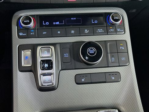 Used 2025 Hyundai Palisade SEL image 25