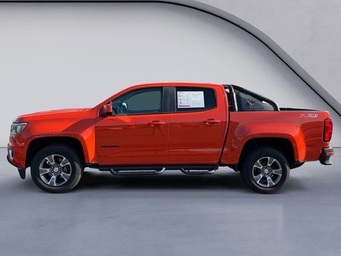 Used 2019 Chevrolet Colorado Z71 image 2