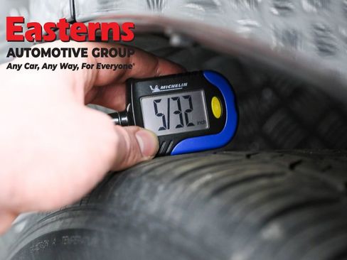 Used 2025 Toyota Corolla LE image 24