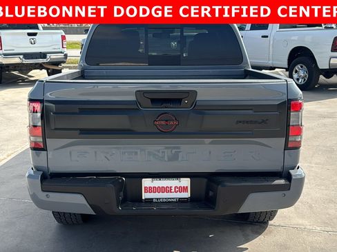 Used 2025 Nissan Frontier Pro-X image 6