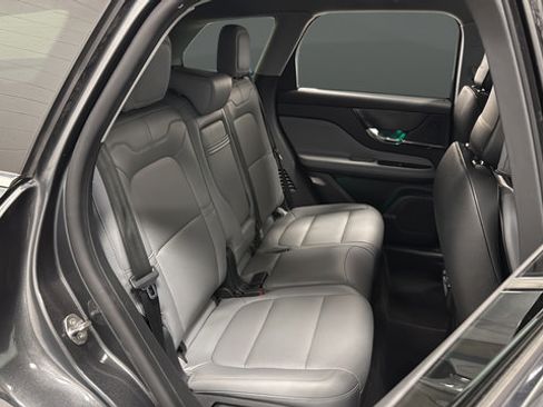 Used 2020 Lincoln Corsair AWD w/ Equipment Group 101A image 23