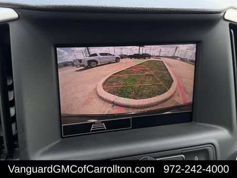 Used 2024 GMC Terrain SLE AWD/4WD image 18